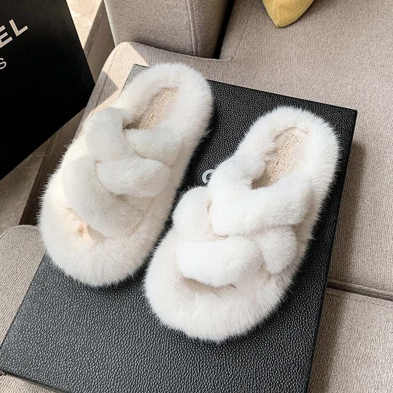 Зимние новые пушистые тапочки на плоской подошве женская модная замшевая