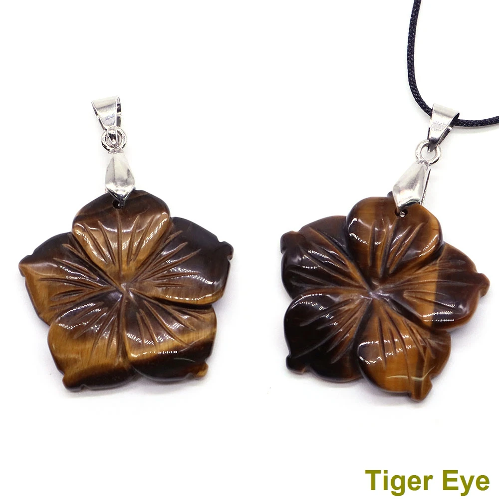 

Ожерелье с подвеской цветок из кристалла