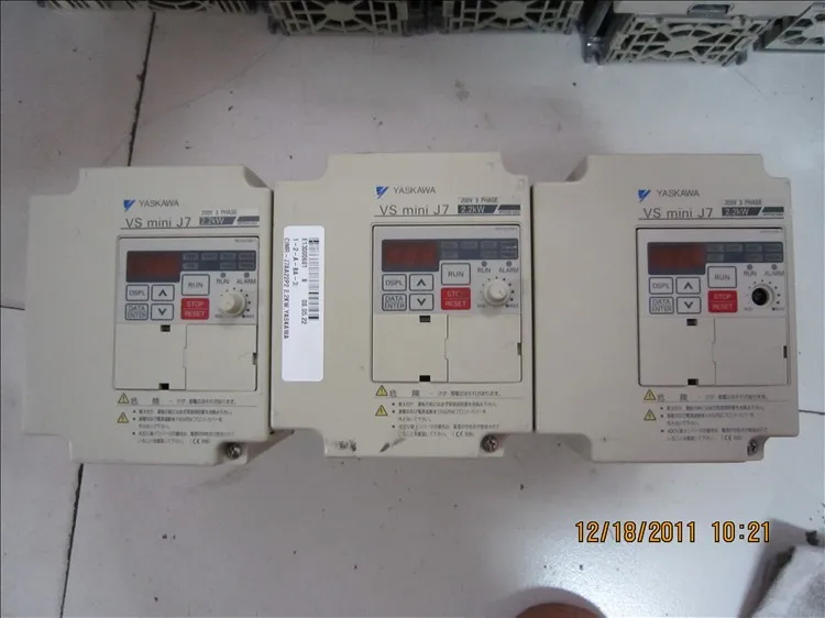 

CIMR-J7AA22P2 , 90% appearance new ; 3 months warranty