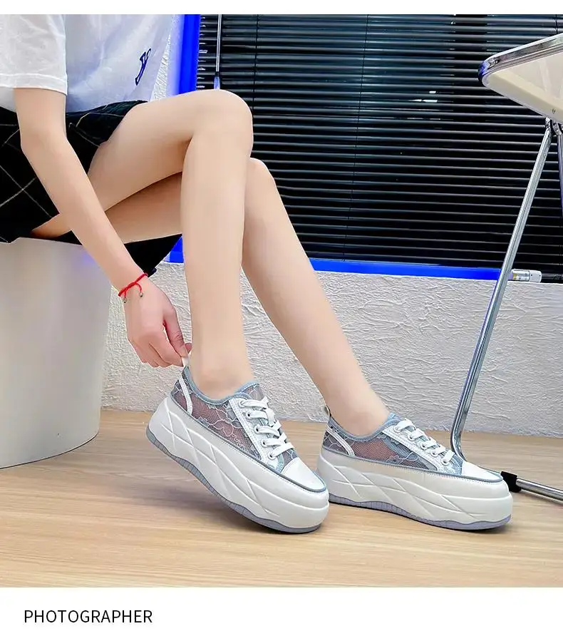 

Женские повседневные спортивные туфли, кружевные, на толстой нескользящей подошве, дышащая модная обувь для скейтборда с вырезами, на шнуровке, на лето