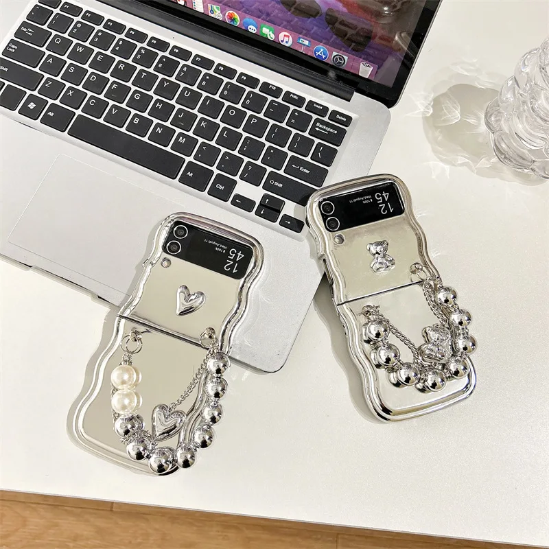 

Electroplated Silver Love Bear Phone Case for Samsung Galaxy Z Flip 4 3 Hard Cover for ZFlip5 Zflip4 Solid Shell Bracket