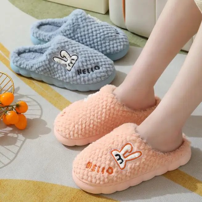 

Женские домашние тапочки, модные дизайнерские теплые женские зимние тапочки с буквенным принтом, плюшевые шлепанцы для дома, спальни, тапочки для пола