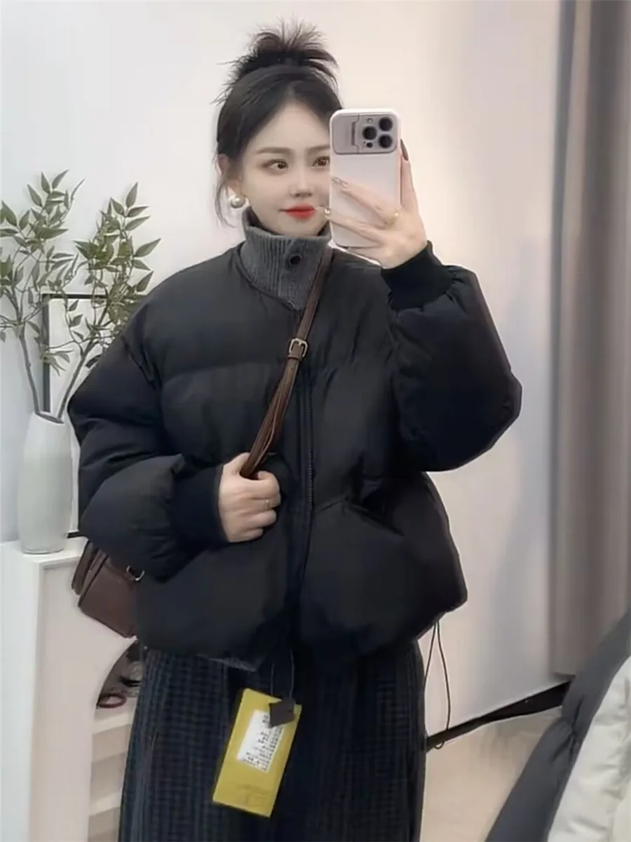 Короткая утолщенная хлопковая стеганая куртка с круглым вырезом для женщин зима