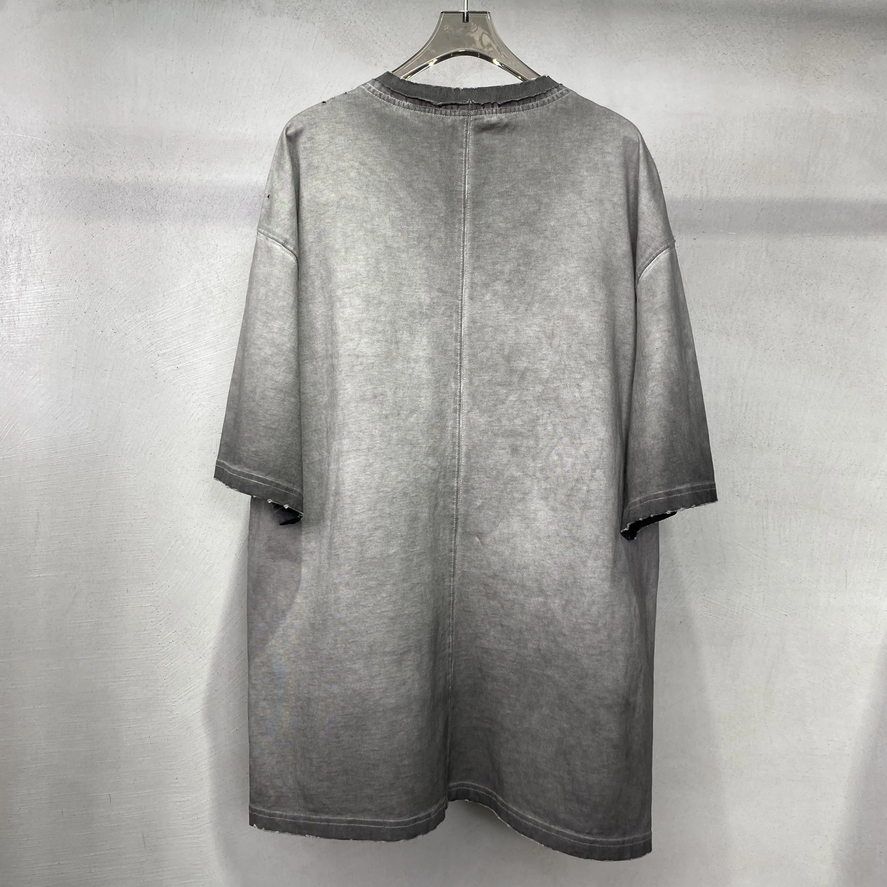 Винтажная рубашка с отверстиями для обратной жарки