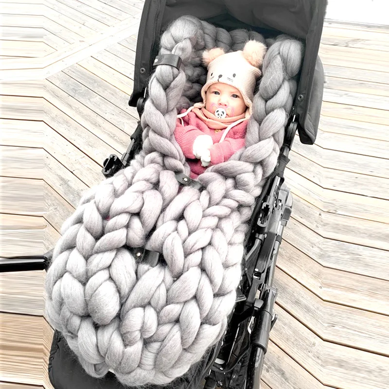 

Hand Made Thick Thread Warm Sleeping Bag Newborn Swaddling Anti Kicking Quilt Trolley Sleeping Bag Knitted Thick Thread Blanket