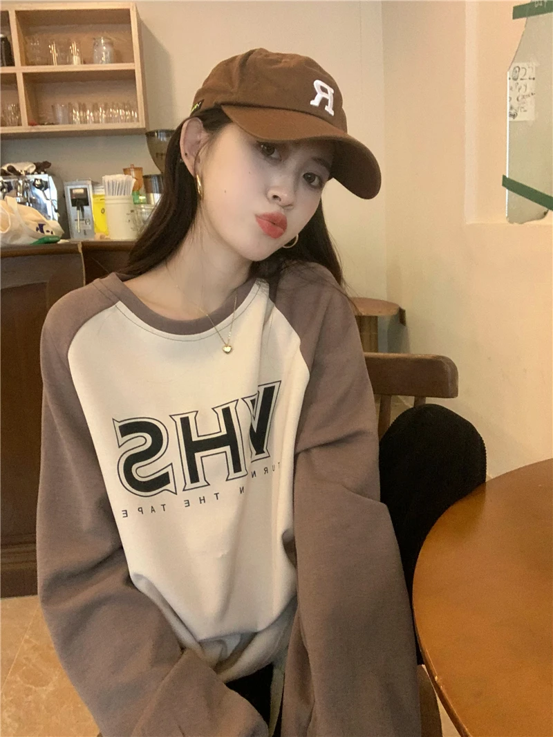 

GY0513 ретро контрастный свитер средней длины осень 2022 Новая мода ленивый Свободный Топ с круглым вырезом и длинным рукавом для женщин