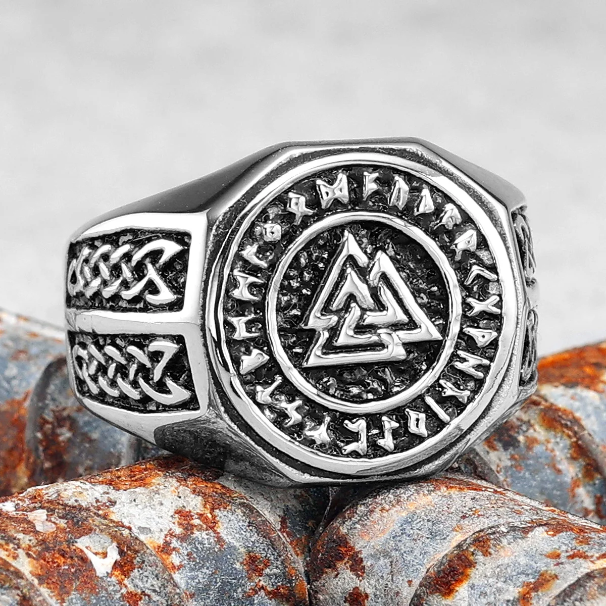 

Viking Ring Odin Triangle Totem 316L Stainless Steel Mens Rings Nordic Rock Punk for Rider Male Friend Jewelry Accessories Gift