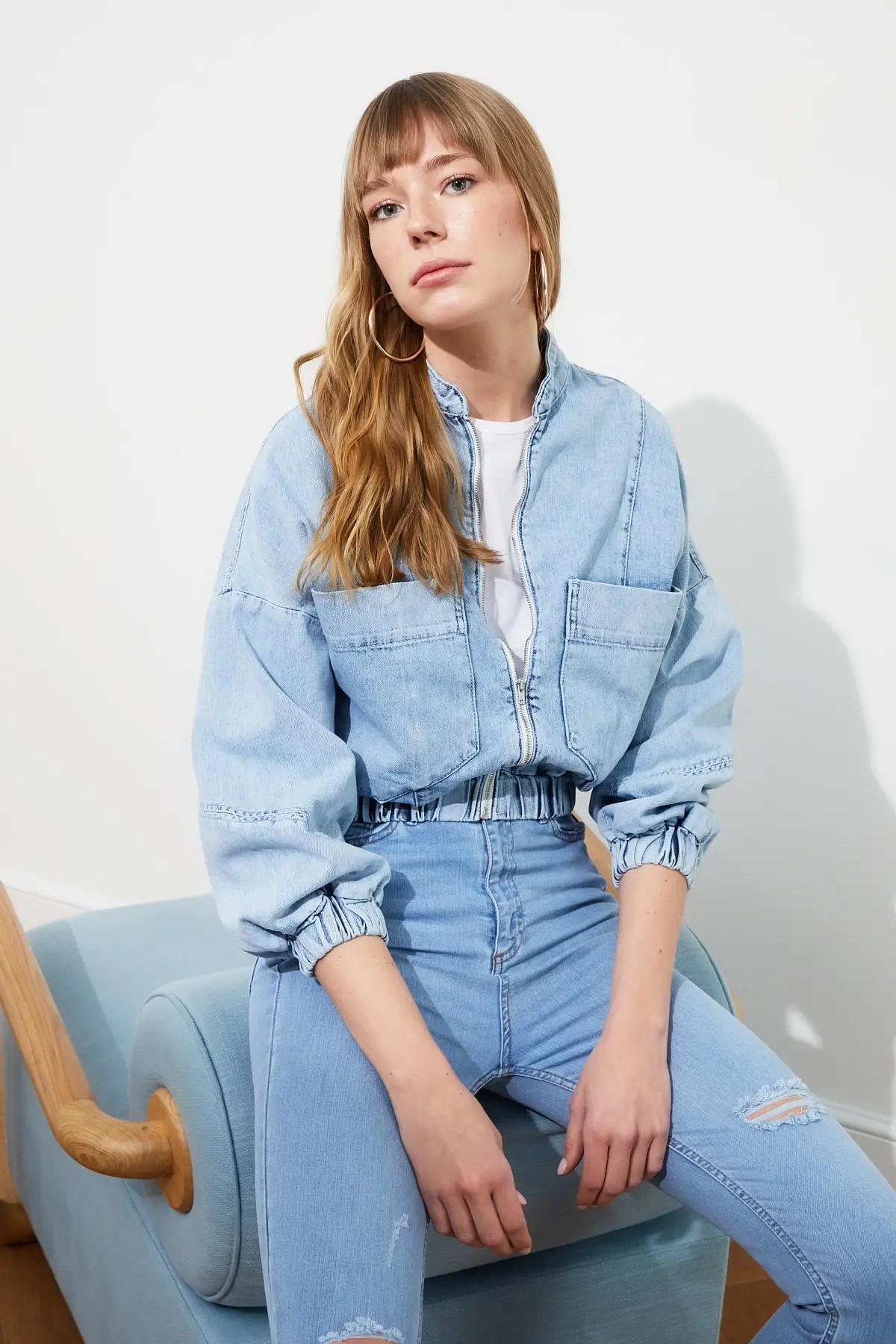 

Women's Blue Pocket Detail, Zipper Denim Jacket, Casual, 4 Seasons, natural Cotton Woven Fabric, Wheel, Modern Cut, Quality Stitch