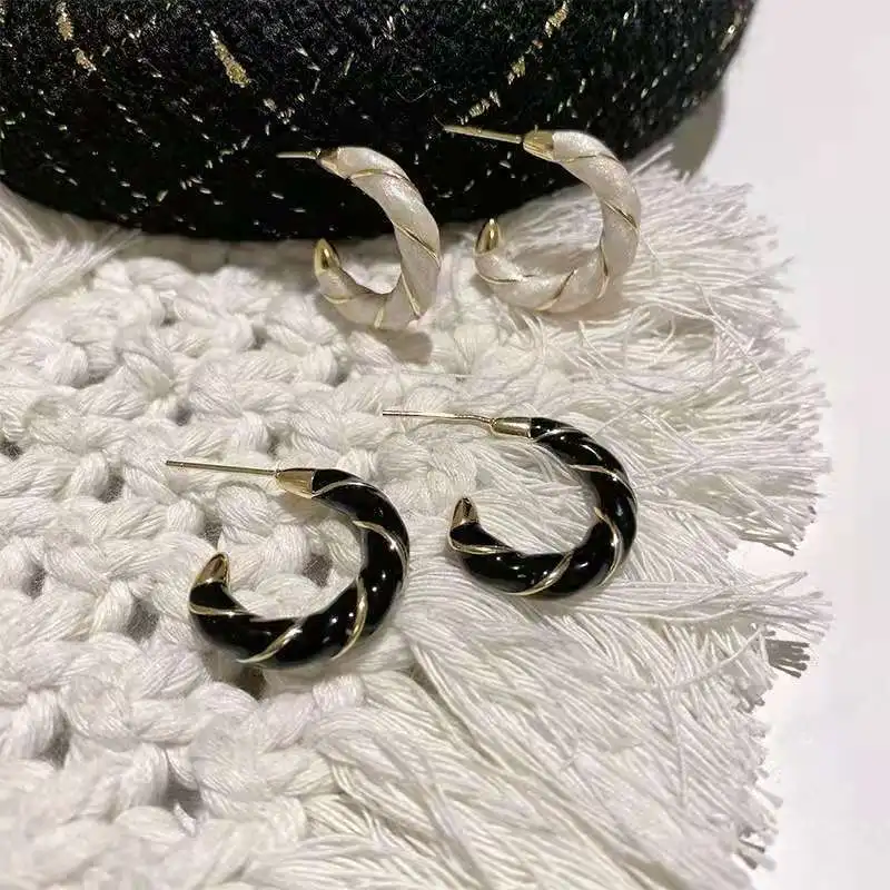 

Niche Design Earrings, High-end Light Luxury Earrings Earrings,new Trend Earrings for Women 2020 Korean Earrings Chinese Fashion