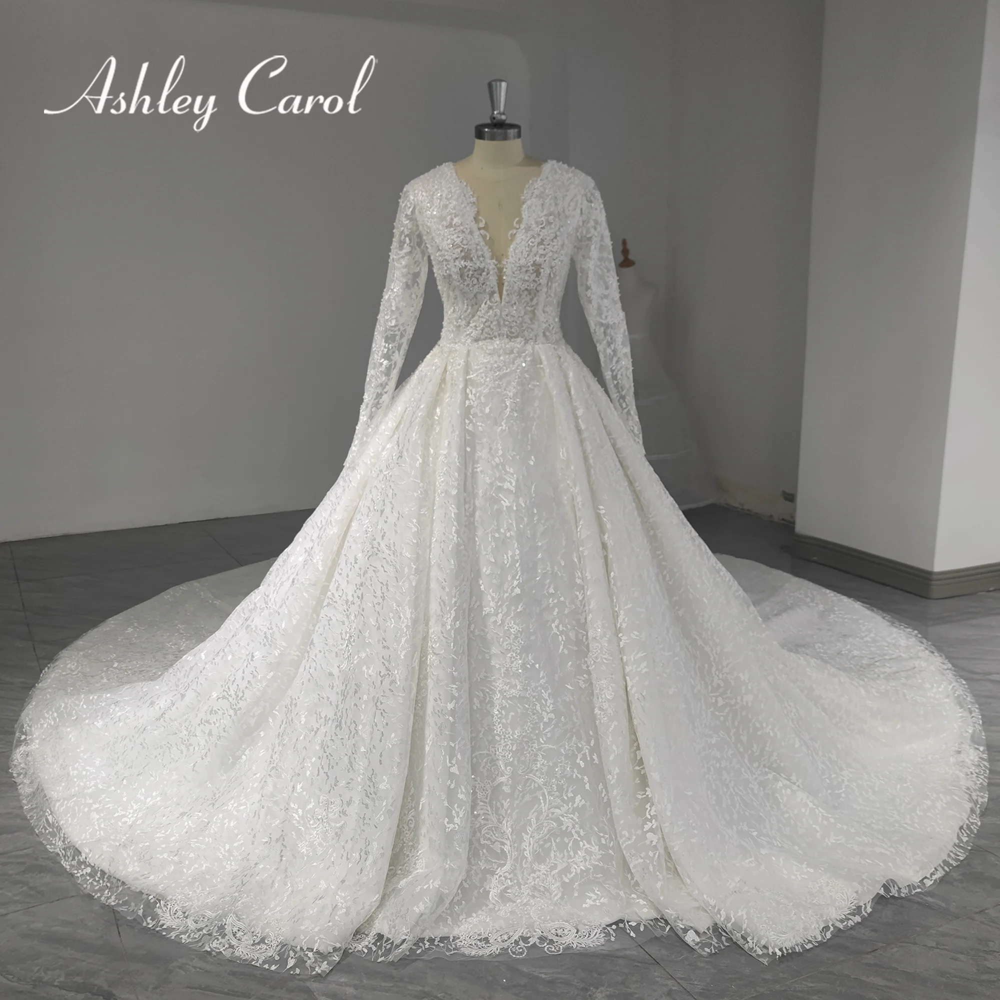 

Ashley Carol Ball Gown Wedding Dress Real photos Ivory V-Neck Beading Appliques Royal Train Wedding Gown 2024 Vestidos De Novia