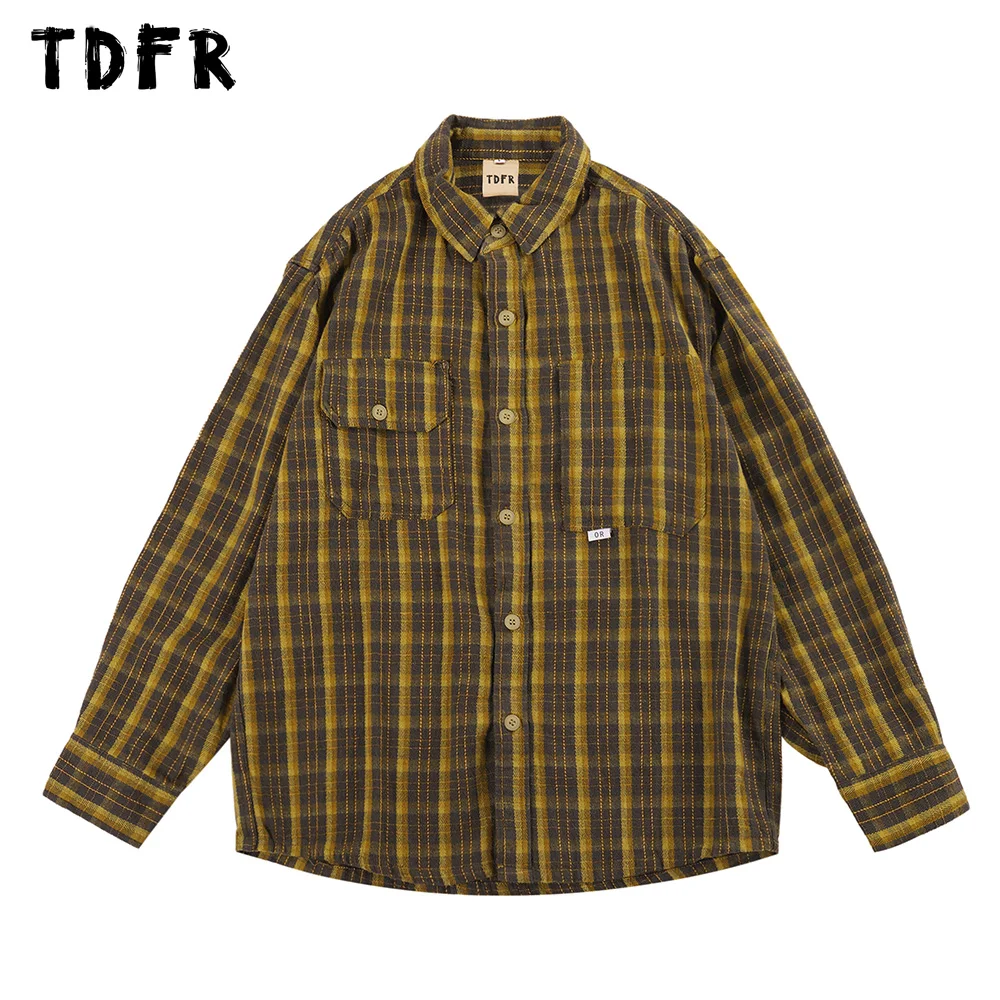 

Рубашка мужская однобортная в клетку, Повседневная Свободная уличная одежда в стиле ретро, с отложным воротником и карманами, Топ с длинным ...