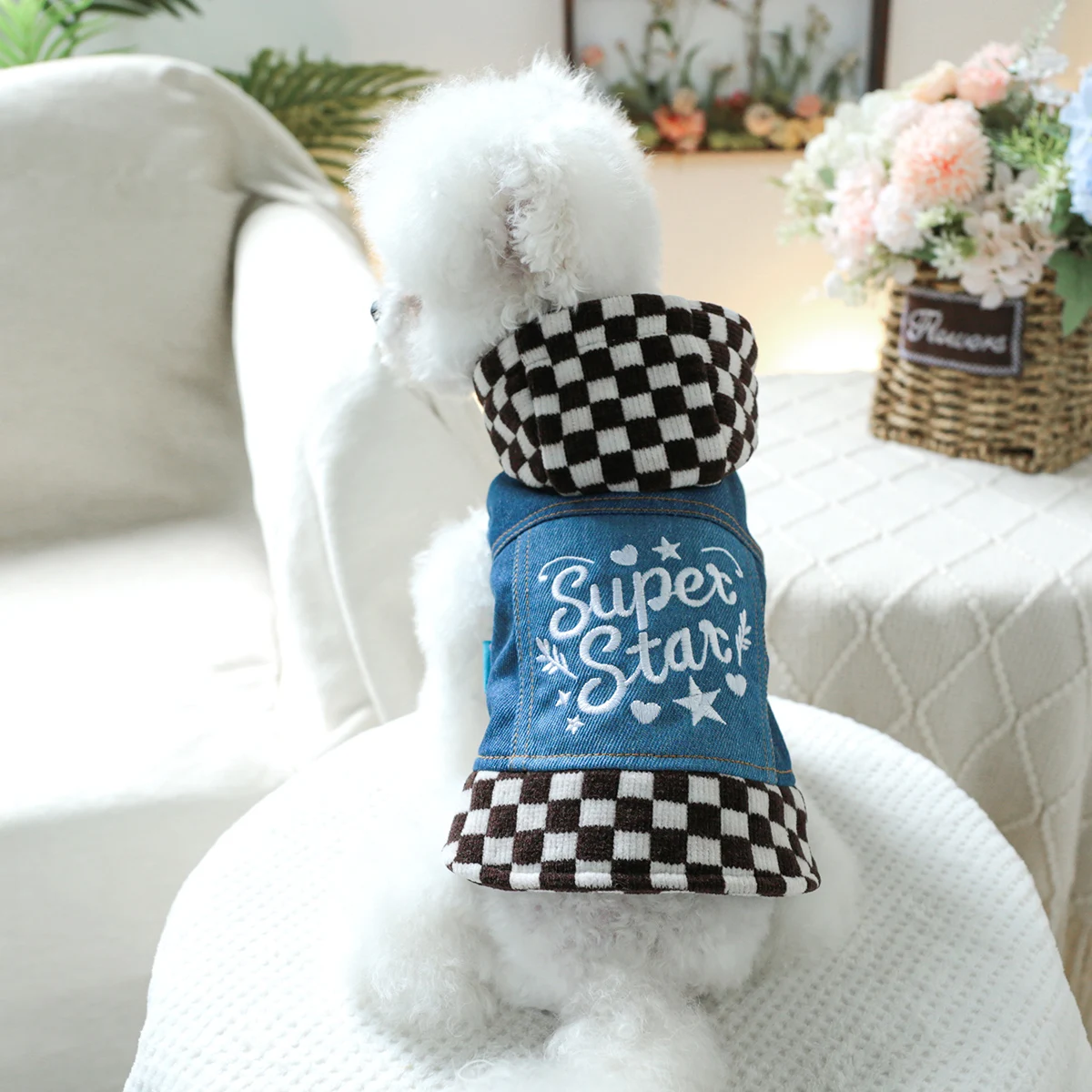 Одежда для домашних собак Весенне-осенняя коричнево-белая джинсовая шапка Kori со