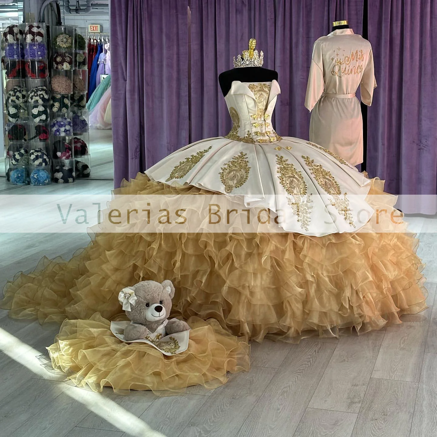 

Champagne Prinecss Ruffles Quinceanera Dress Ball Gown With Gold Embroidery Corset Birthday Gowns Vestido De 15 Quinceañeras