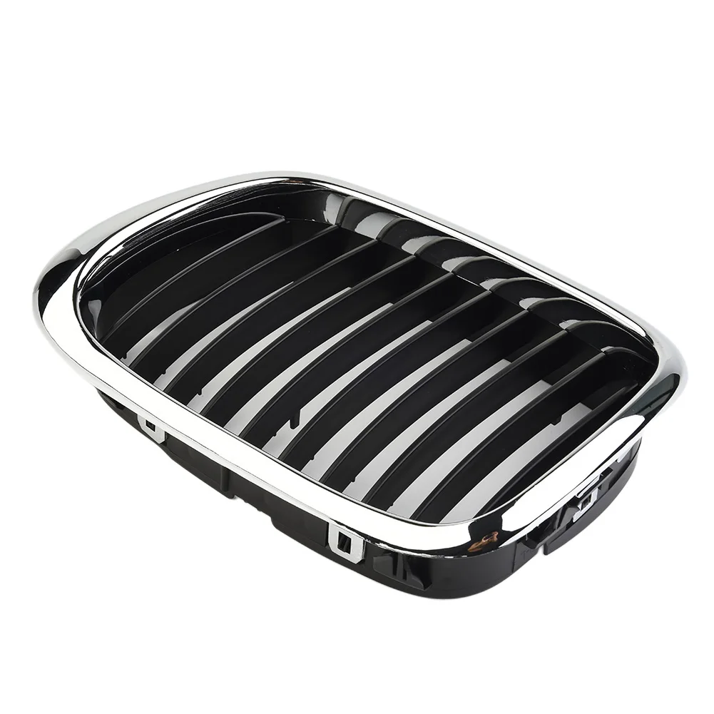 

Black Grilles Replacement Grill Bumper For BMW E39 1998-2003 For Sedan 525 530 535 540 M5 Front Silver outline
