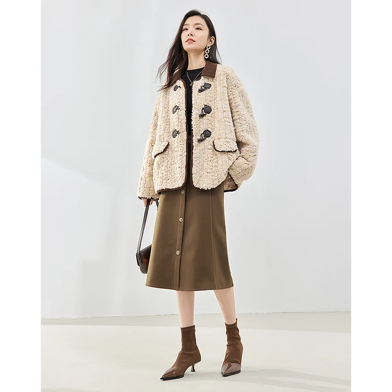 Рисунок 5 - Женское плюшевое пальто с длинным рукавом