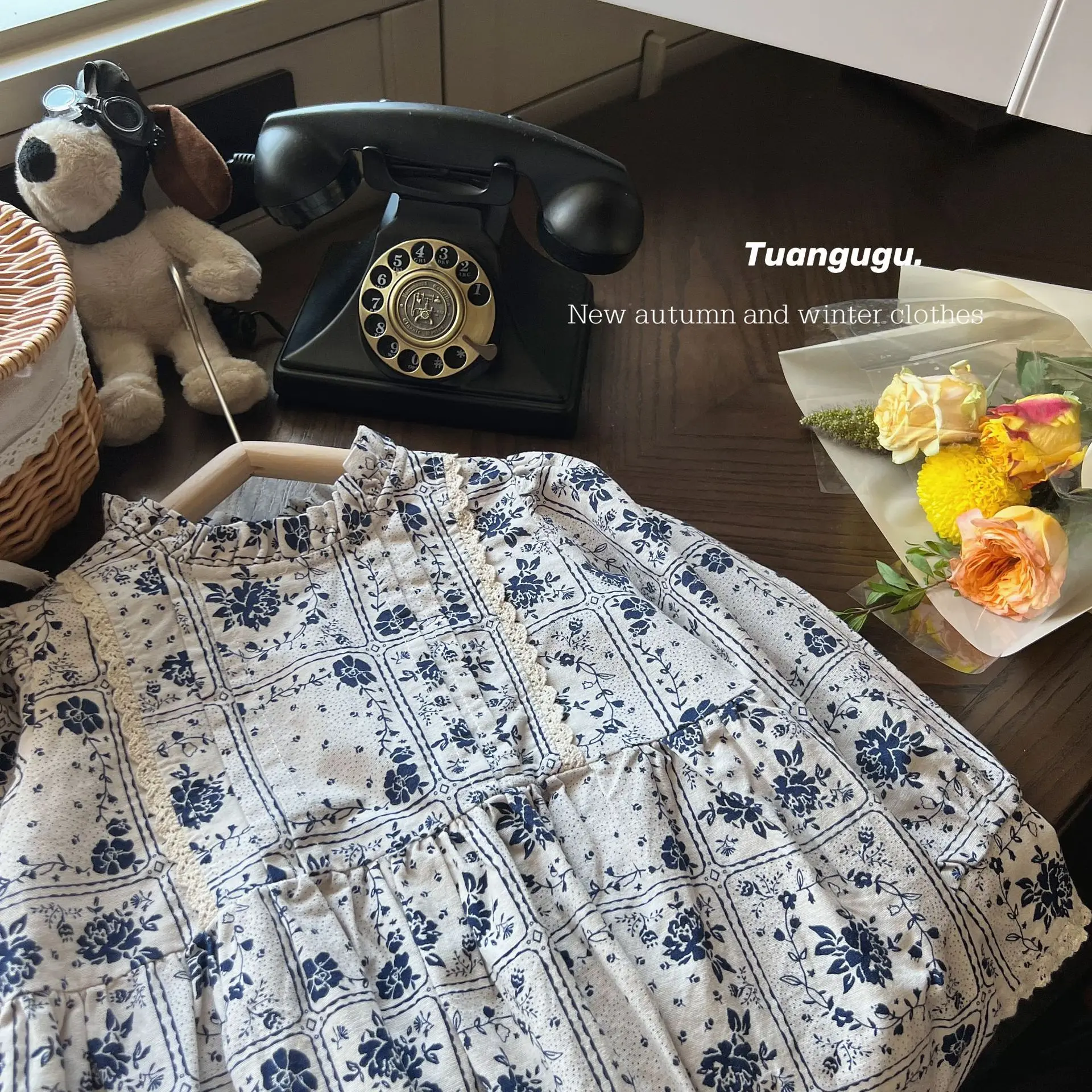 

2022 Autumn New Korean Children Clothes Girl's Retro Brushed Dress Lace Blue and White Printing Dress