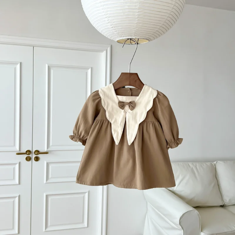 Хлопковое платье трапециевидной формы в консервативном стиле для девочек