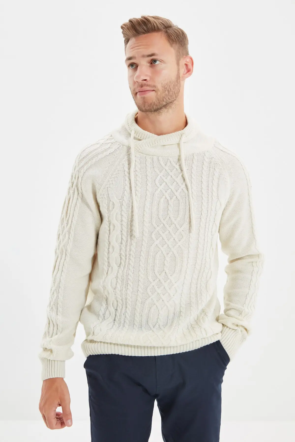 

Trendyol Male Slim Fit Shawl Collar Hair Weave Knitwear Sweater TMNAW22KZ0287