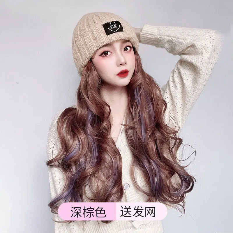 Зимняя женская вязаная шапка со смайликом и длинными вьющимися волосами