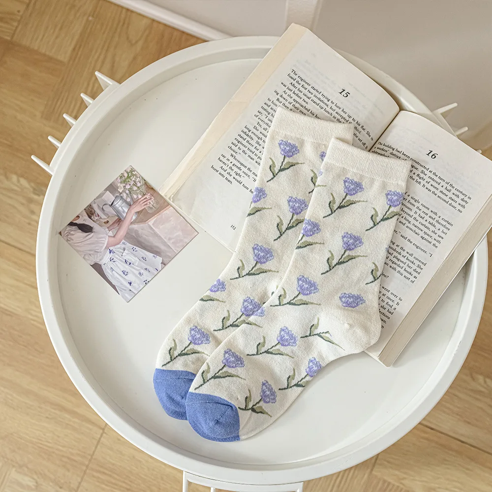 5 Pairs Women Sock Cotton for Autumn Winter Fashion Flower Design 2022 New Arrival Leather Shoes Socks