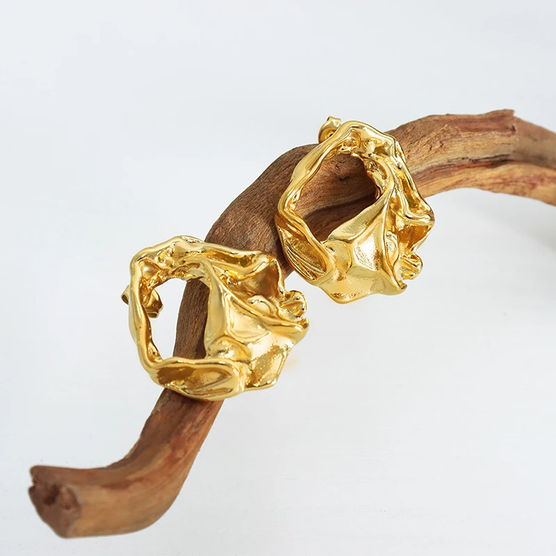 Складные геометрические дизайнерские серьги, персонализированные полые рельефные крупные стильные серьги с творческими бесцветными украшениями