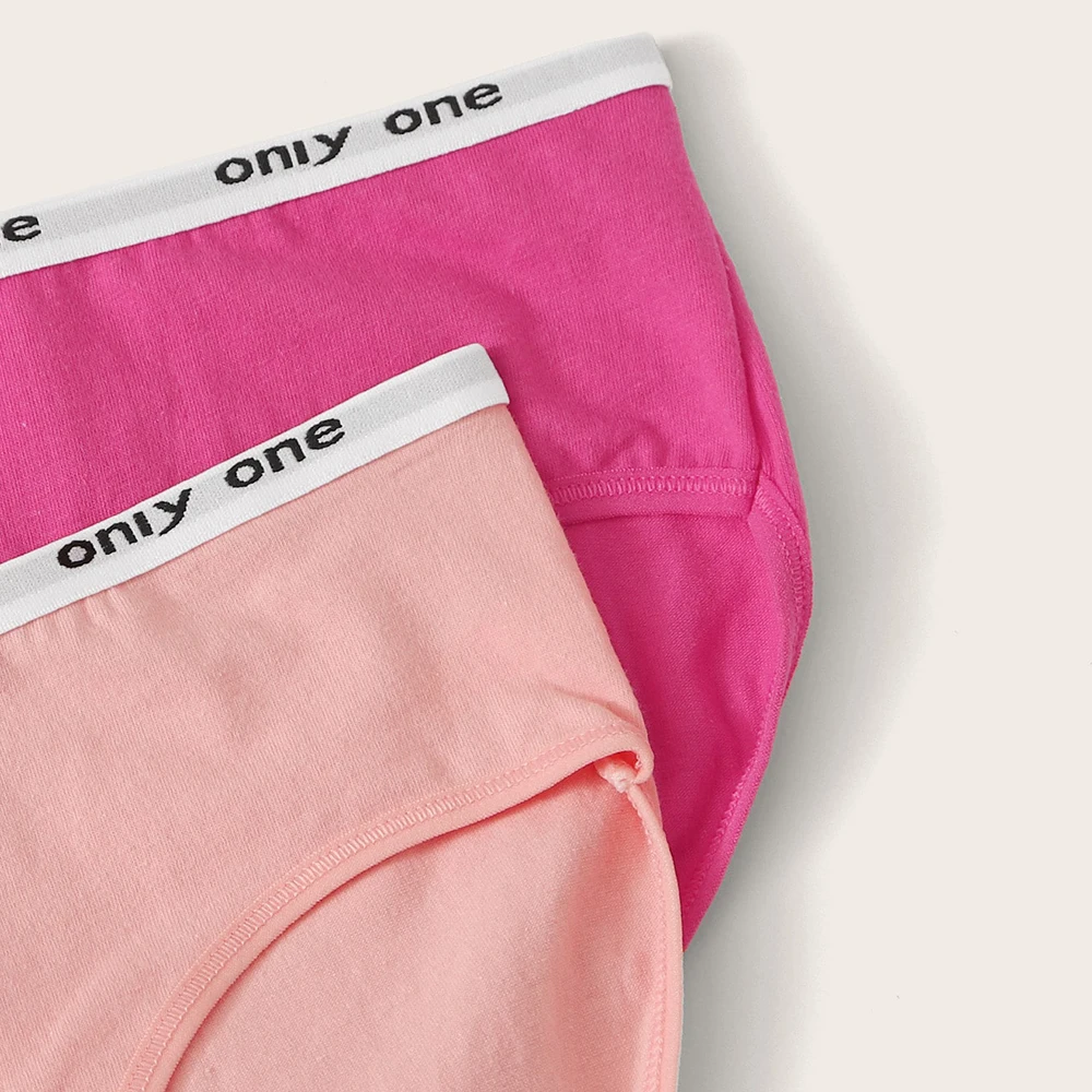 Женские трусики со средней посадкой из полиэстера