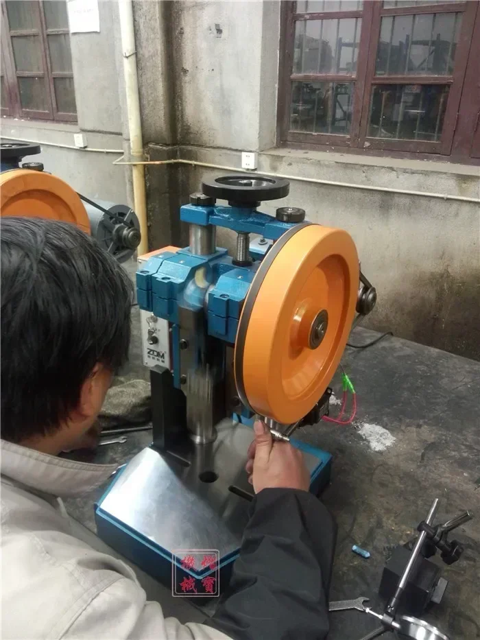 Настольный прецизионный микро электрический пресс ручной двойной столбик