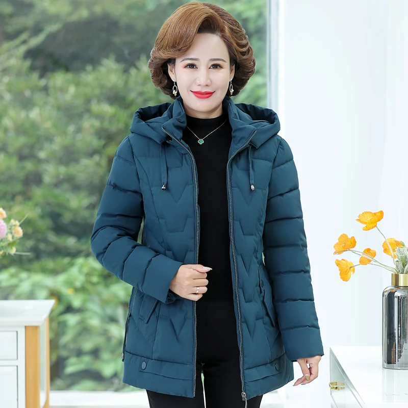 New Winter Women's Black Jacket Hooded Solid Cotton Padded Middle-aged Woman Parkas High Quality Short Ladies Coats and Jackets