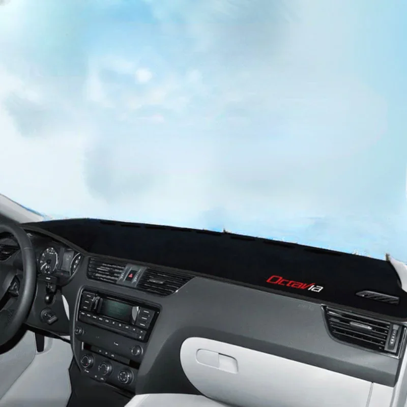 Коврик для приборной панели Skoda Octavia Накладка защиты декоративный коврик 2015 2016 2017