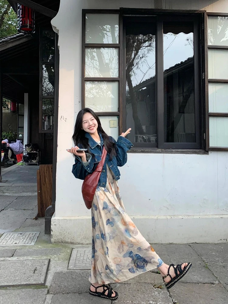 Женское платье-майка в стиле ретро с принтом виде чернил