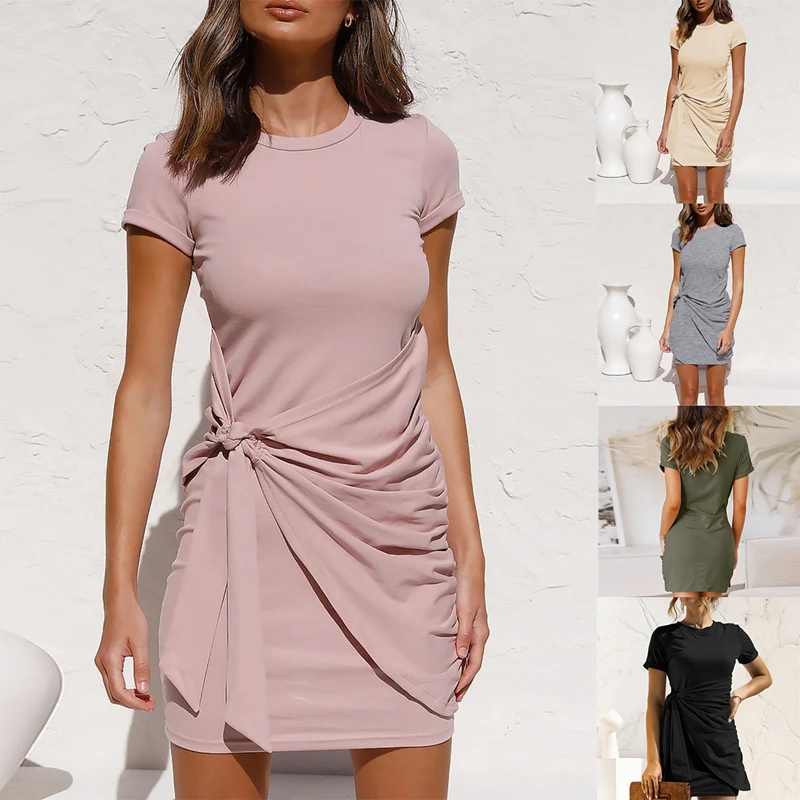 

Женское мини-платье с коротким рукавом и круглым вырезом