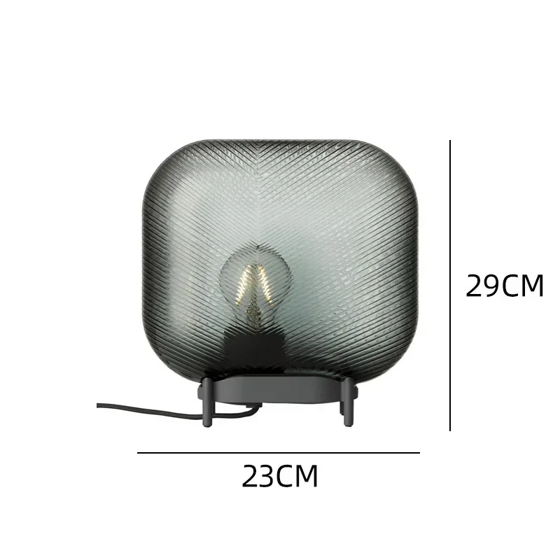 Настольная лампа в скандинавском и фінском стиле современная прикроватная для