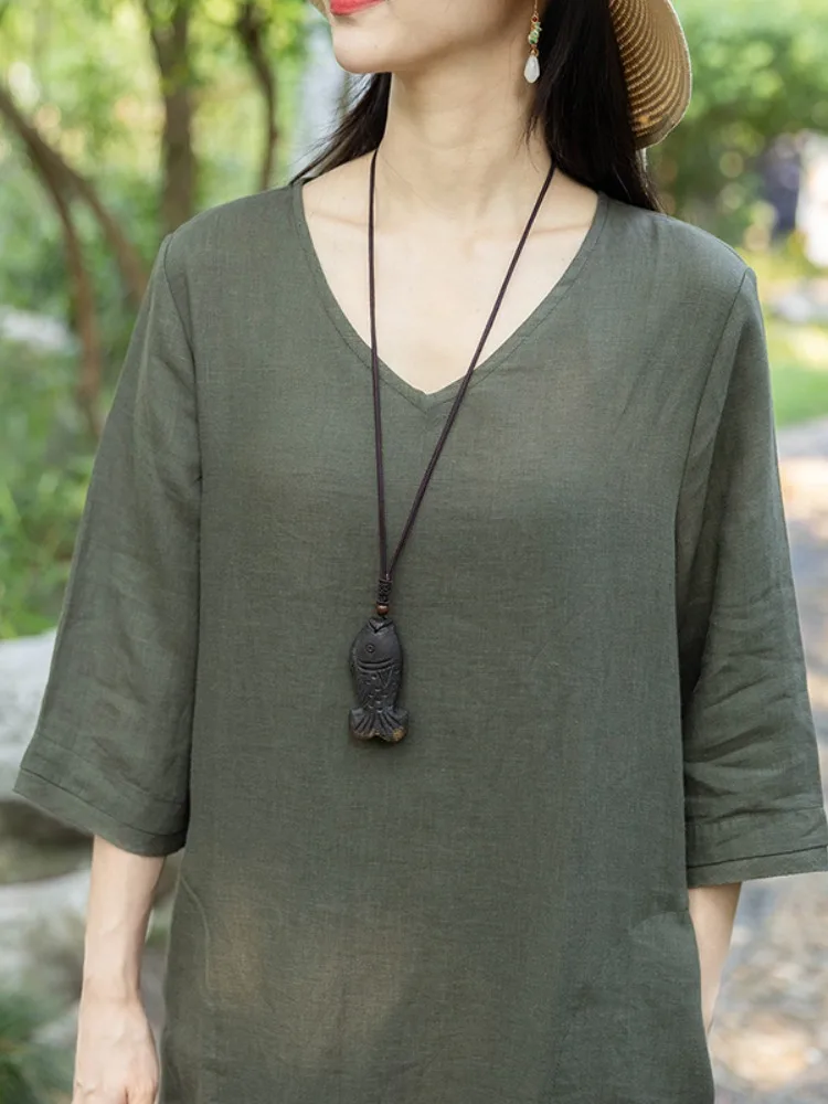 Художественное однотонное хлопковое и льняное платье с короткими рукавами