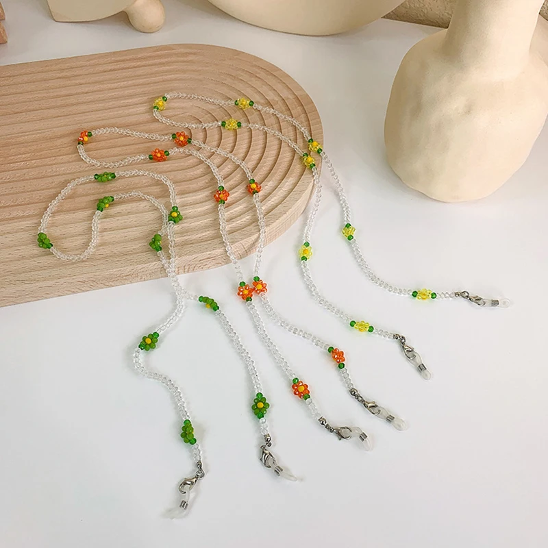 

2021 New Crystal Beads Mask Strap Small Fresh Flower Necklace Glasses Chain Eyeglasses Holder Sunglasses Lanyard For Women Girls