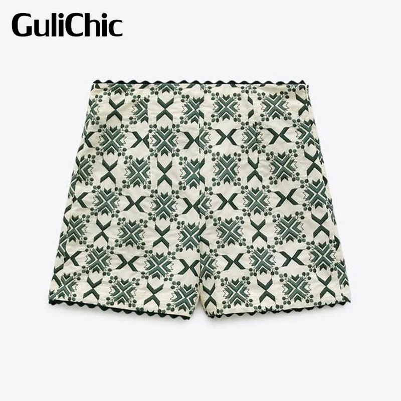 

3.30 GuliChic Vintage Fashion High Waist Embroidery Slim Casual Shorts Women