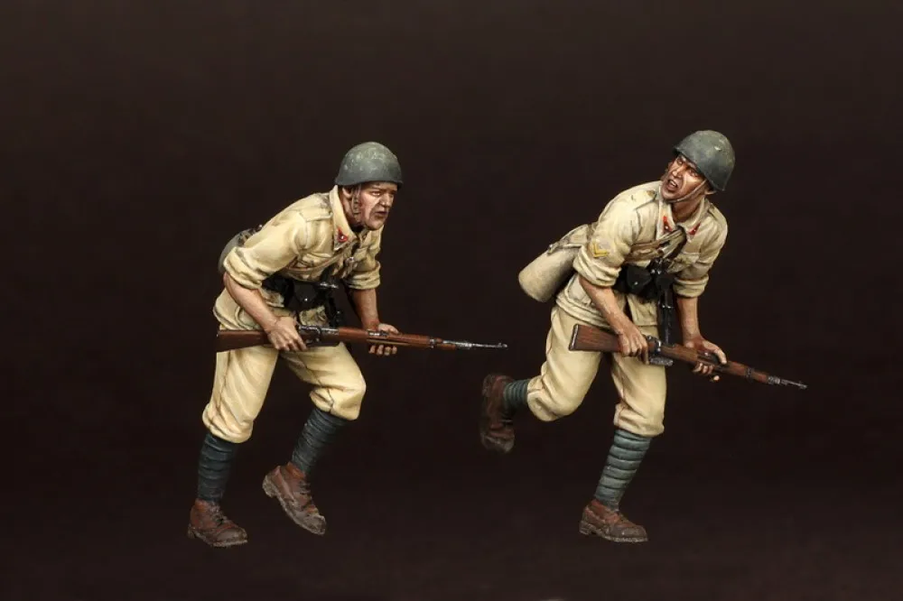

1/35 Resin Model Figure GK ,2 Figure , Unassembled and unpainted kit