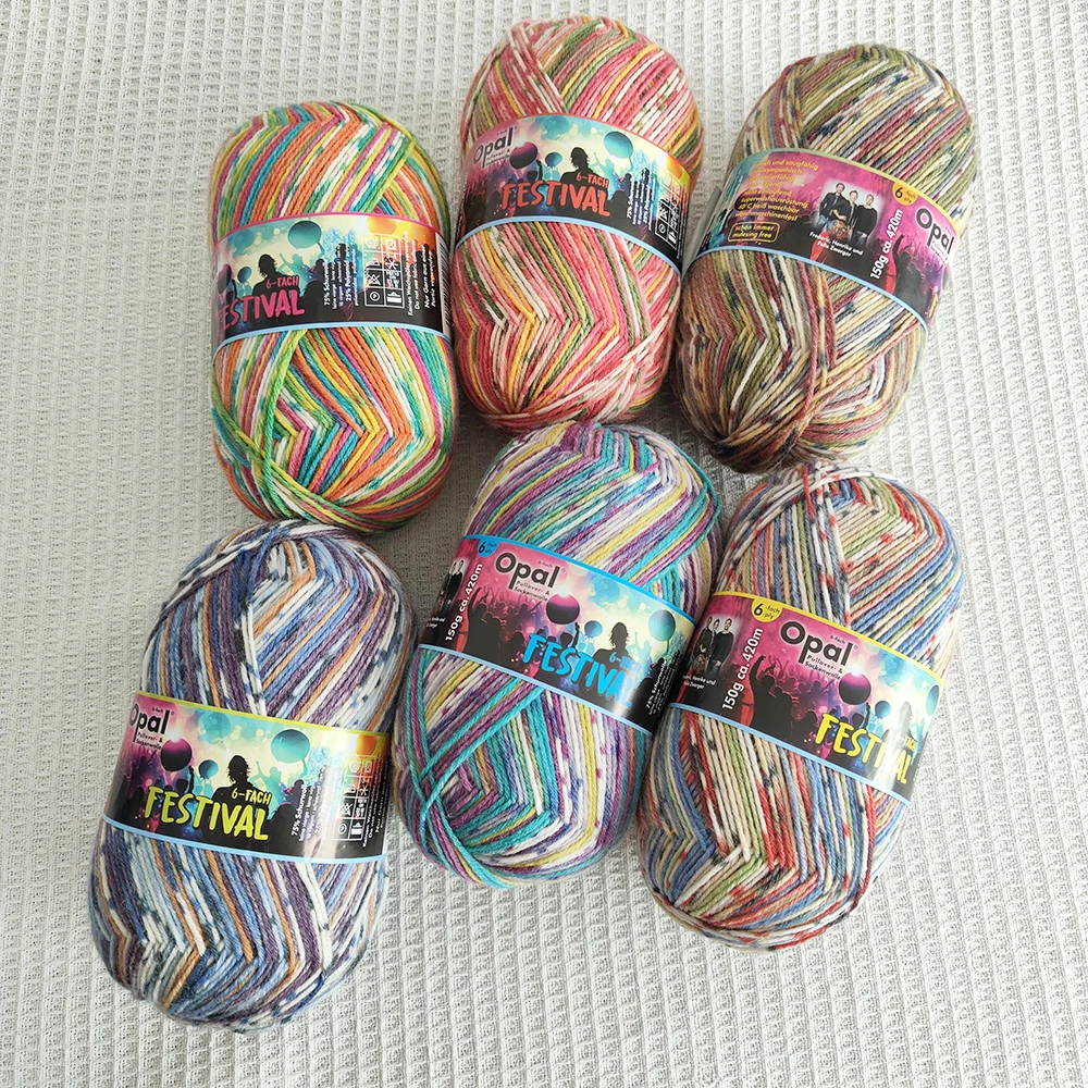 1*150 г праздничная 75% шерсть с опалом в форме шара 25% полиамид/нейлоновая пряжа для