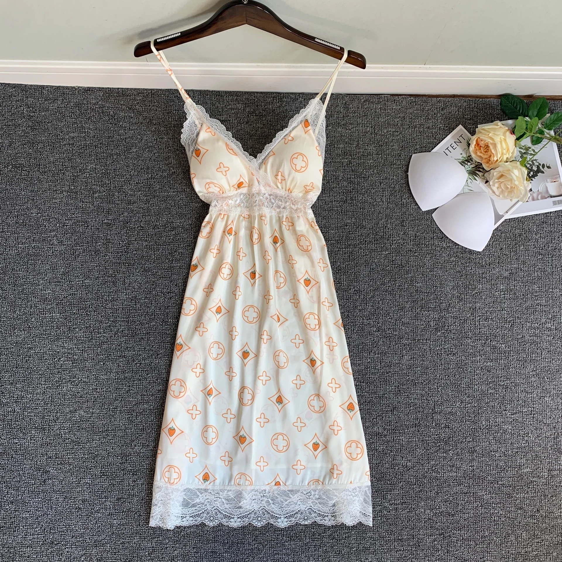 Printed suspender nightdress ladies summer ice and snow silk sexy pajamas pure desire small fresh home clothes sleepwear