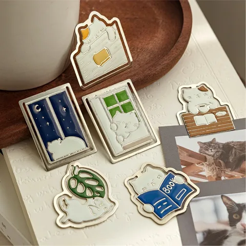 Металлическая винтажная закладка