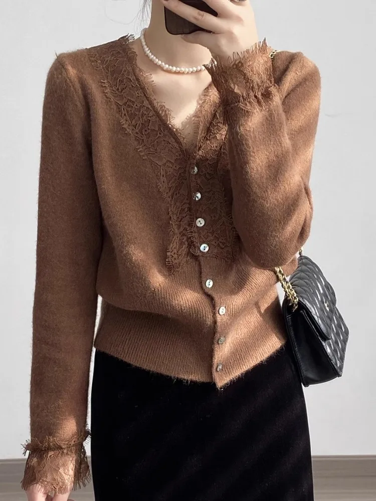Женский кружевной свитер с V-образным вырезом