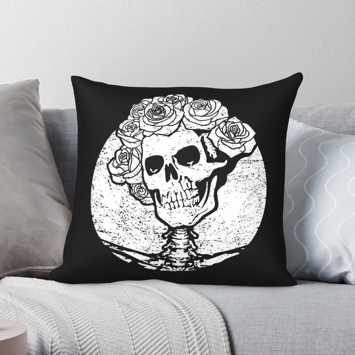 Фото Квадратная наволочка Grateful Dead Skull & Roses из полиэстера, льна и бархата с принтом, декоративная наволочка на молнии, чехол для домашней подушки №1