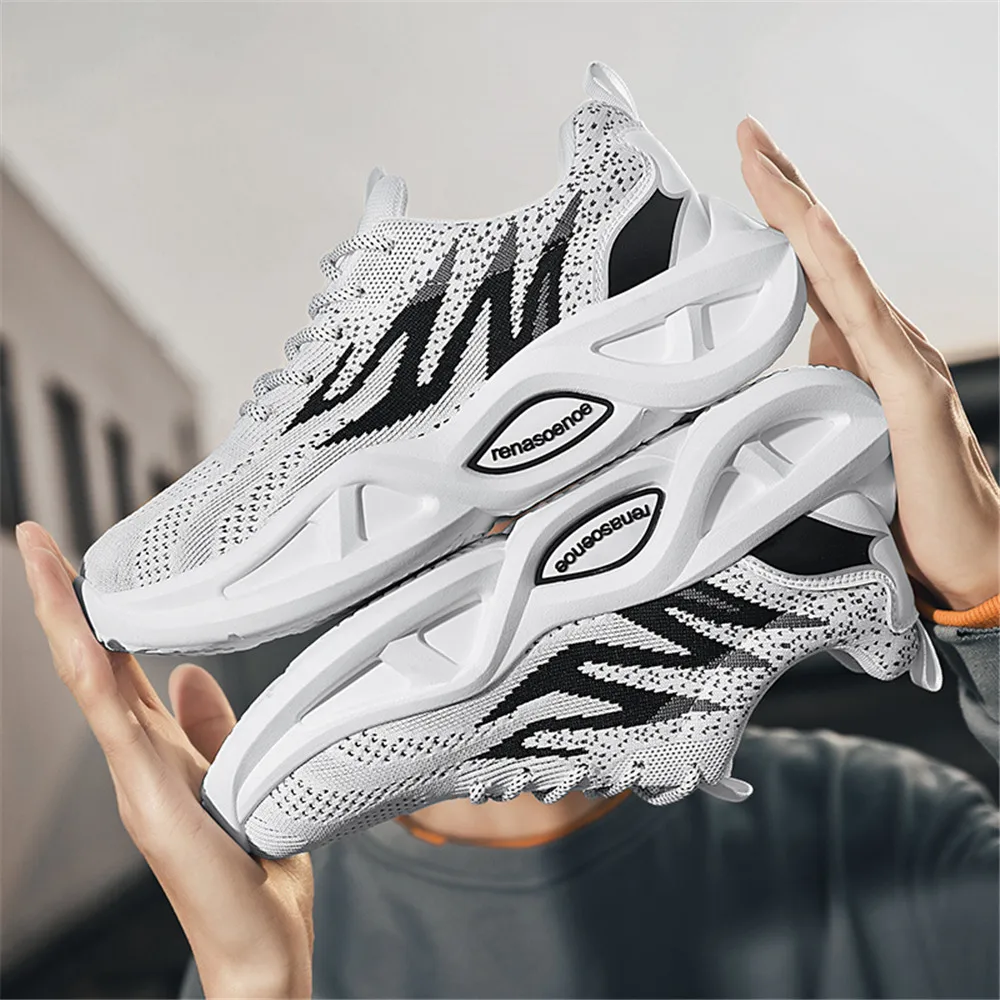 

New Style Flying Weave Stripe Flame Breathable Male Sports Shoes Trend Thick Soled Father Comfortable Shoes Men Casual Shoes