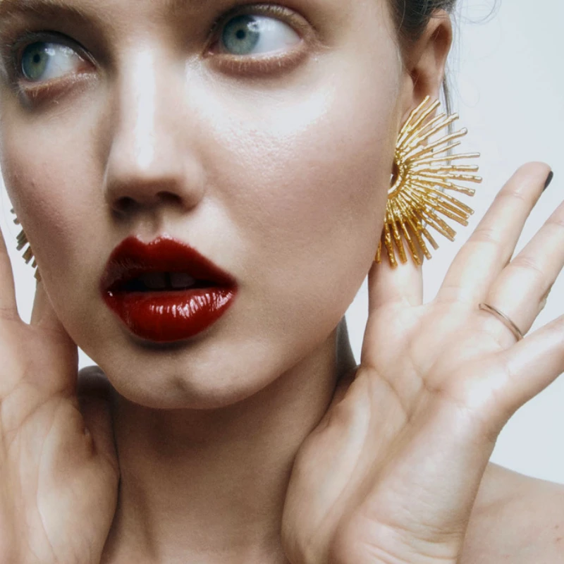 

2023 New ZA Women Earrings Vintage Golden Leaf Fan-shaped Stud Earrings Statement Jewelry Party Accessories Wholesale