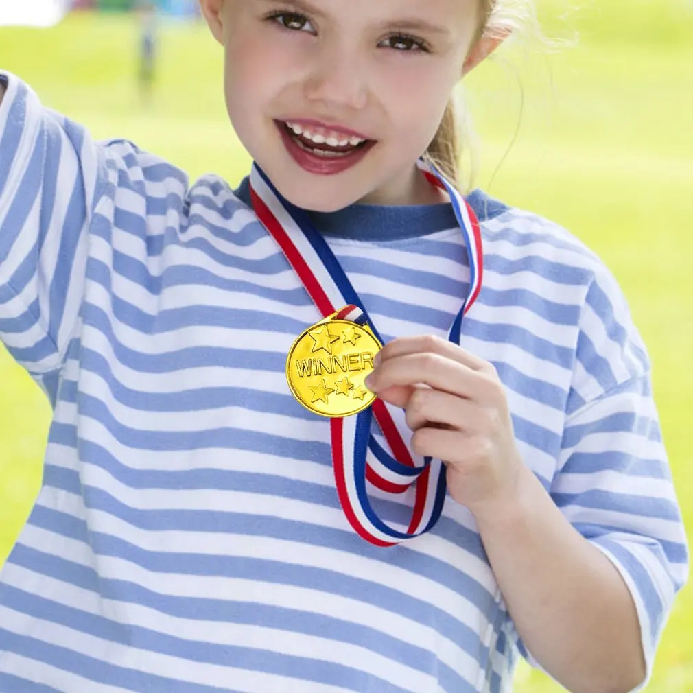 Золотая серебряная бронзовая награда победителя поощряющий значок соревнования