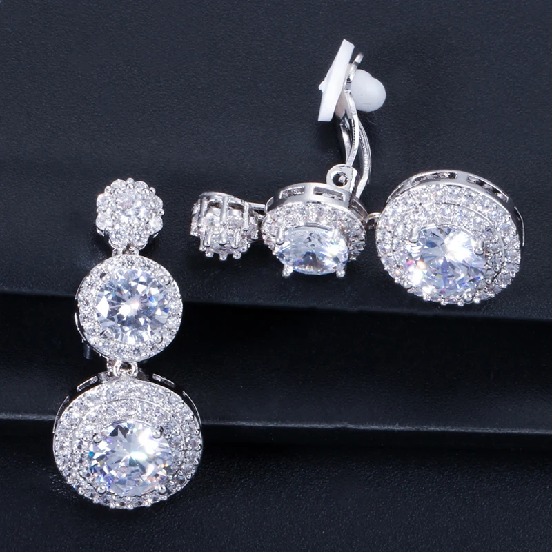 

ThreeGraces Bling Cubic Zirconia Round Shape Non Pierced Ear Clips on Earrings for Women Fashion Bridal Party Jewelry EJ0038