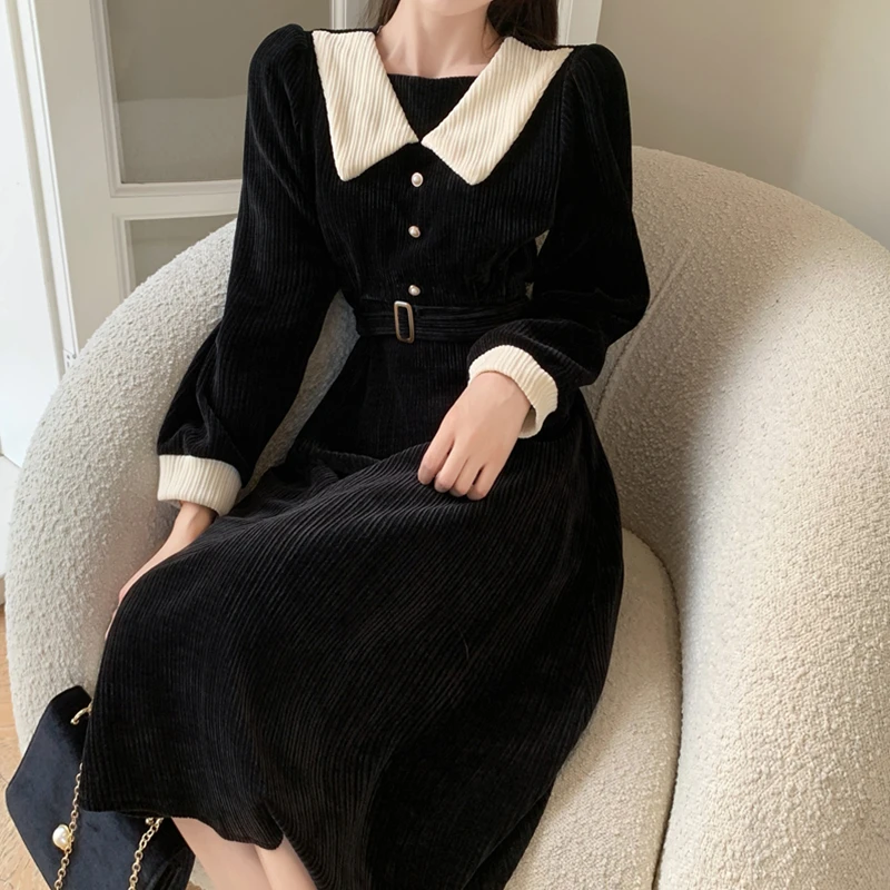 

Вельветовое Черное женское платье с длинным рукавом шикарный дизайн весна 2022 французское платье Хепберн элегантный стиль кукольный воротник модное женское платье