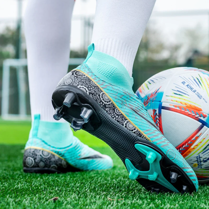 Men's Football Shoes Quality High Help Futsal Flying Woven Breathable Soccer Boots Ultra-Light Anti-Skid Training Sneakers