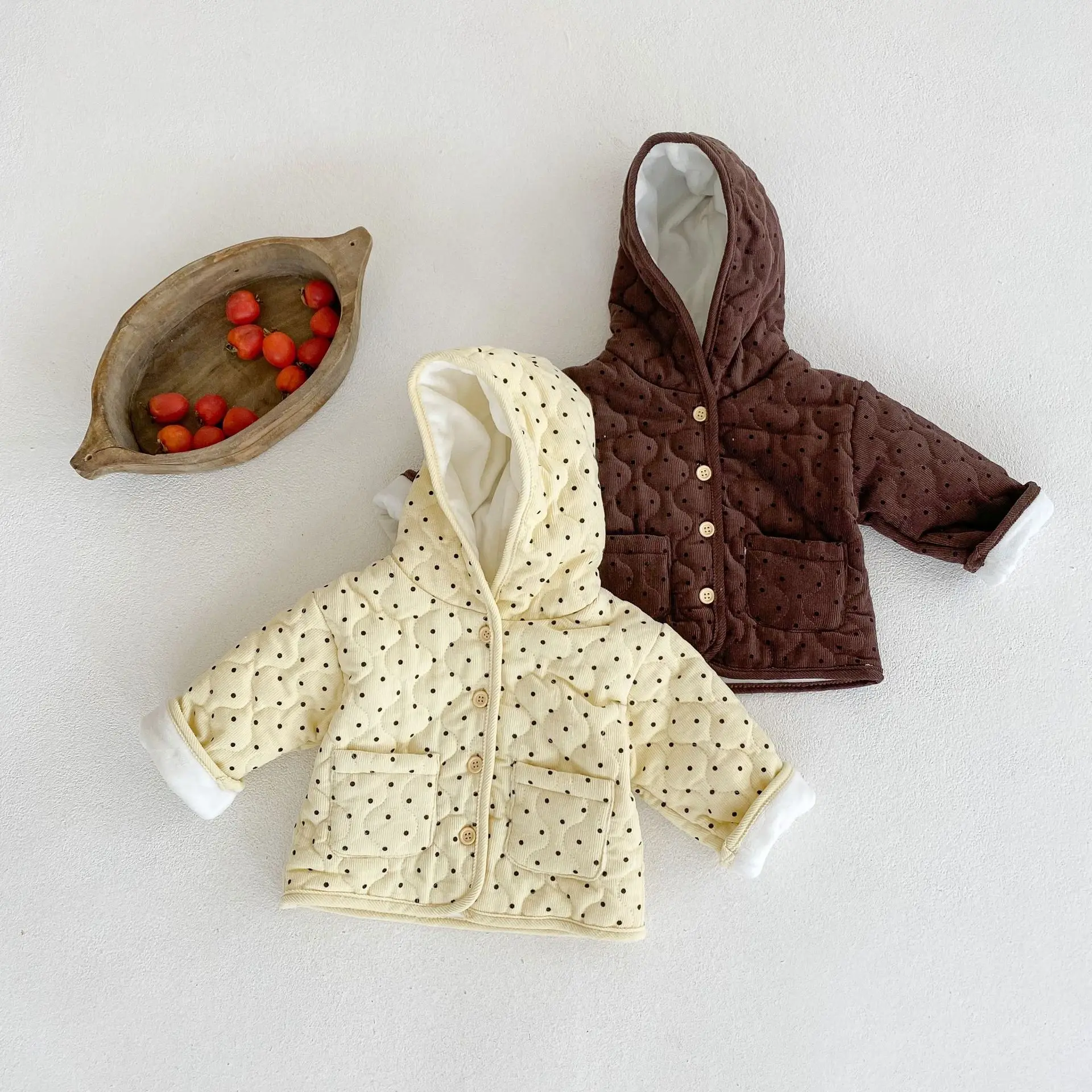 

2022 Autumn Winter New Children Thicken Dots Hooded Cotton Coat Girl Baby Fashion Cardigan Long Sleeve Tops Boy Simple Jacket