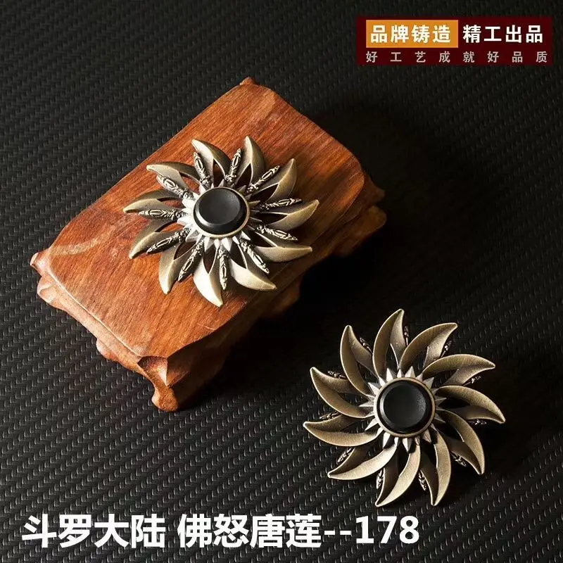 

Anime Game Weapon Fidget Spinner Colorful Metal Zinc Alloy Ninja Shuriken Darts Hand Spinner Smooth Electroplate Fidget Gryo Toy