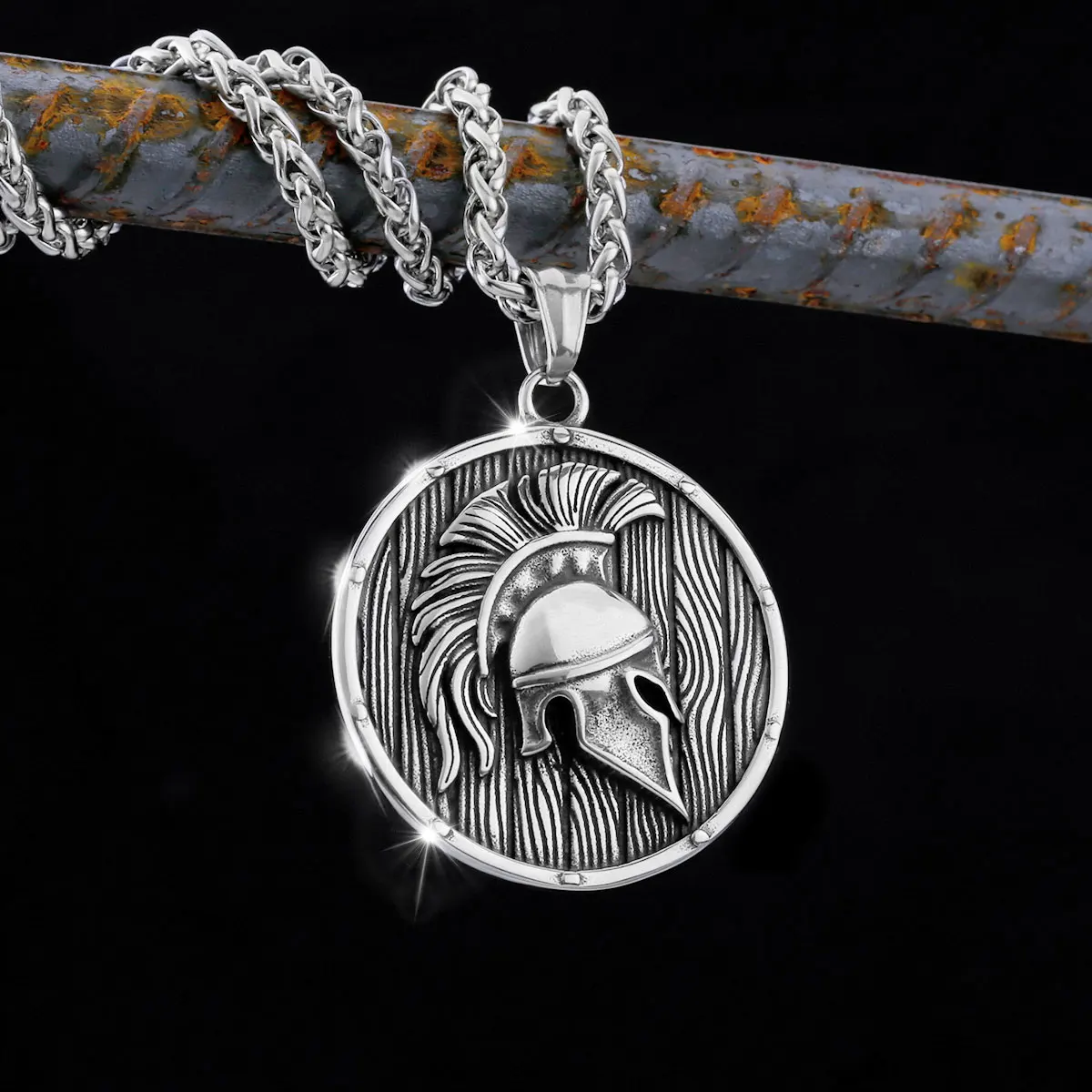 

High Quality Nordic Retro Egyptian Mythology Totem Viking Necklace Fashion Men's Odin Amulet Jewelry Pendant Punk Charm Chain